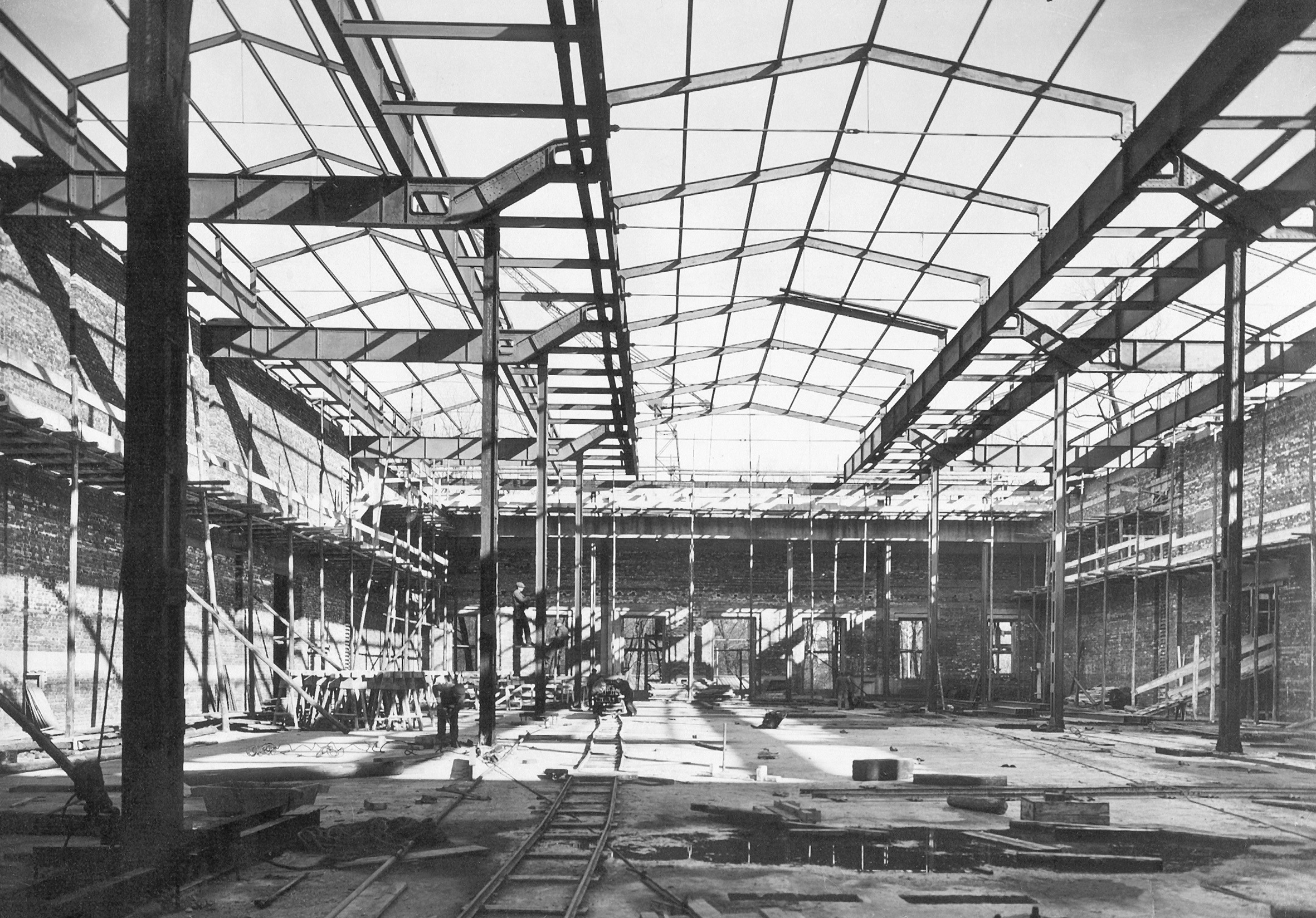 Historische Fotografie der Stahlskelettkonstruktion des Haus der Kunst