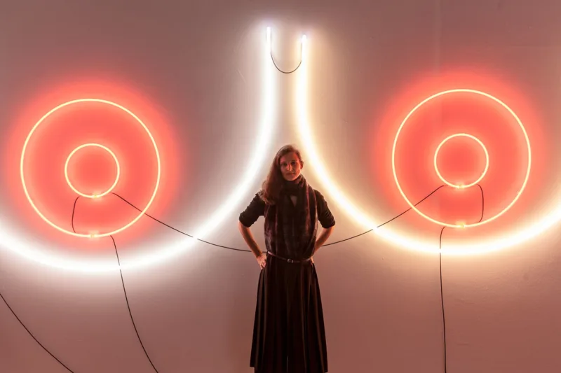 Adele Röder Installation view Haus der Kunst COMCORRÖDER Breast Totem (Part Five) C-Component and Umlaut Neon Lights (Neon / Argon / Krypton / Mercury), 2010/2015 From "O L Y M P I A, or: Message from the Dark Room" Series Photo: Maximilian Geuter