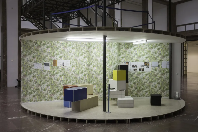 Manfred Pernice, Tutti IV, installation view, Haus der Kunst, 2013, photo Jörg Koopmann