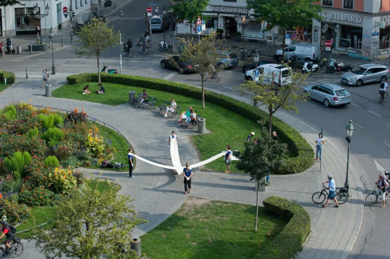 Franz Erhard Walther. Shifting Perspectives, Activation Erster Werksatz, 1963-1969, Munich 2020, Photo: Julia Krüger © VG Bild-Kunst, Bonn 2020