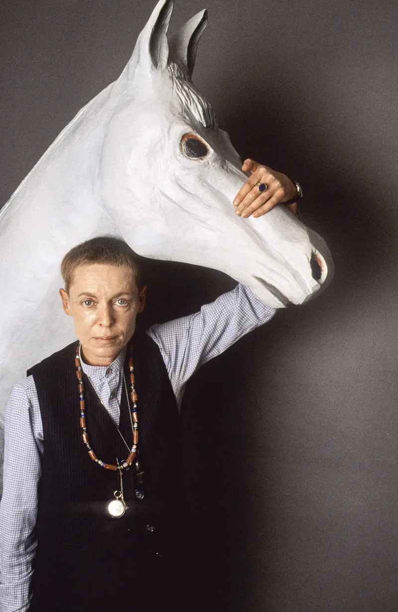 Hanne Darboven, Juli 1987, in ihrem Atelier in Hamburg © Hanne Darboven Stiftung, Hamburg/ VG Bild-Kunst, Bonn 2015/ Foto: Hermann Dornhege